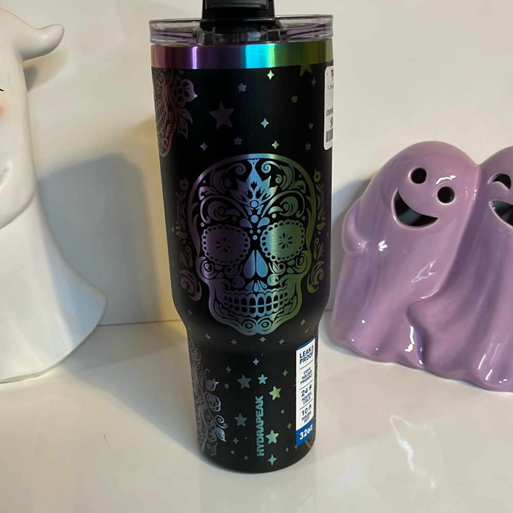 Hydrapeak Viral Iridescent Skull Tumbler